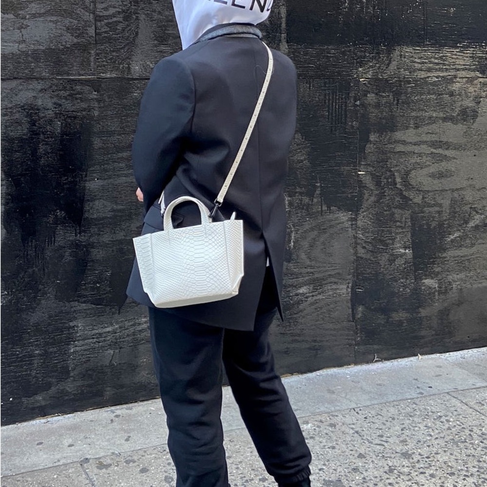 NWT Ampersand as Apostrophe New Earth Python Micro Tote Bag | $473 retail - Picture 8 of 9